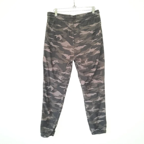 Athleta Farallon Green Camo Jogger Pants  6 2020 - Picture 6 of 9